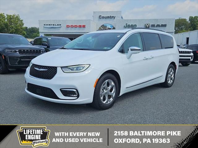 2022 Chrysler Pacifica Limited for sale in Oxford, PA