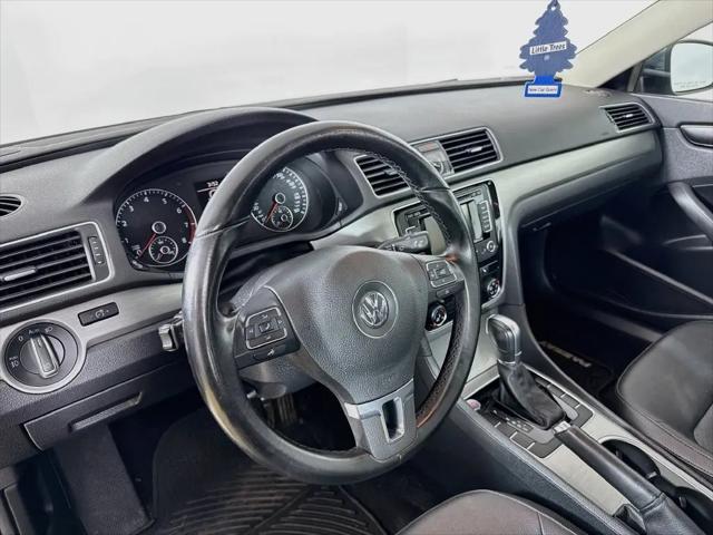 2015 Volkswagen Passat 1.8T SE