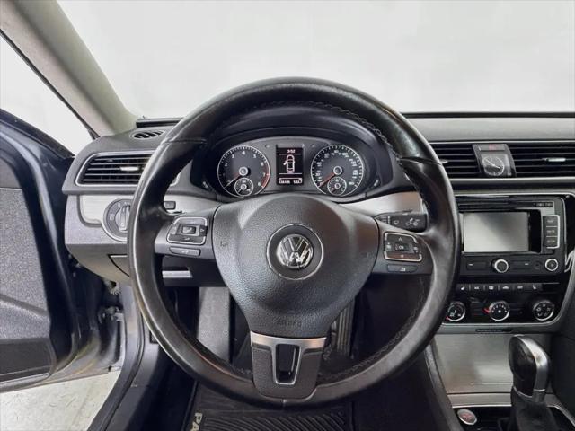 2015 Volkswagen Passat 1.8T SE