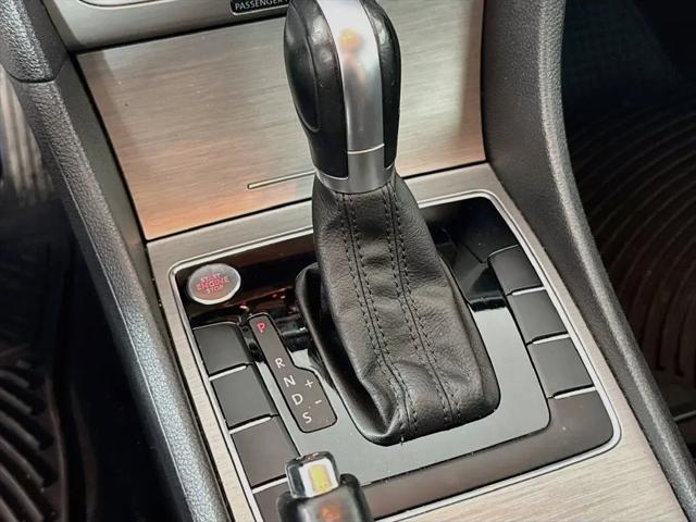 2015 Volkswagen Passat 1.8T SE