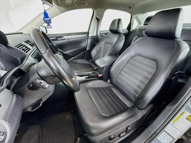 2015 Volkswagen Passat 1.8T SE