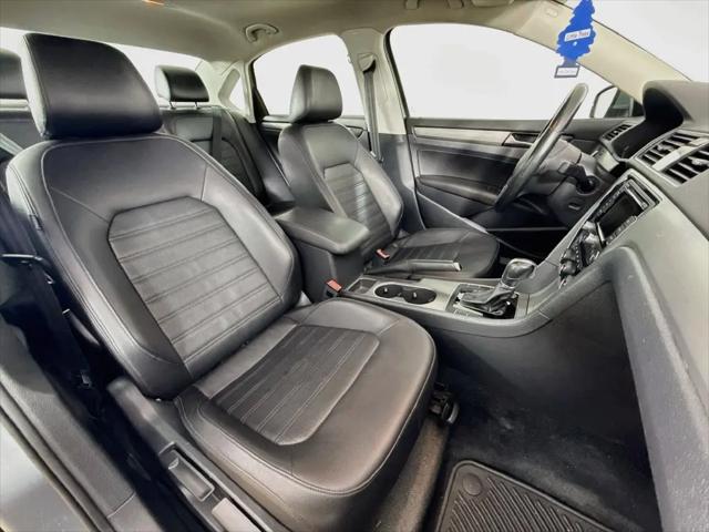 2015 Volkswagen Passat 1.8T SE