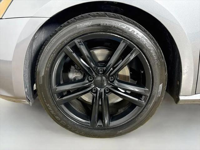 2015 Volkswagen Passat 1.8T SE