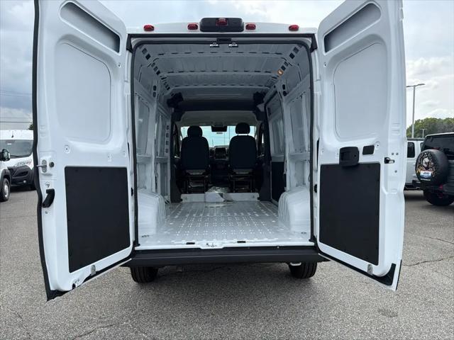 2026 Ram ProMaster Cargo Van Tradesman High Roof 136 WB w/Pass Seat