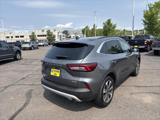 2025 Ford Escape Platinum
