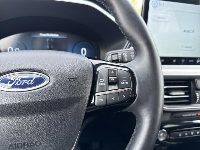 2025 Ford Escape Platinum