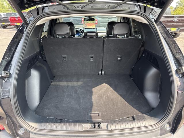 2025 Ford Escape Platinum