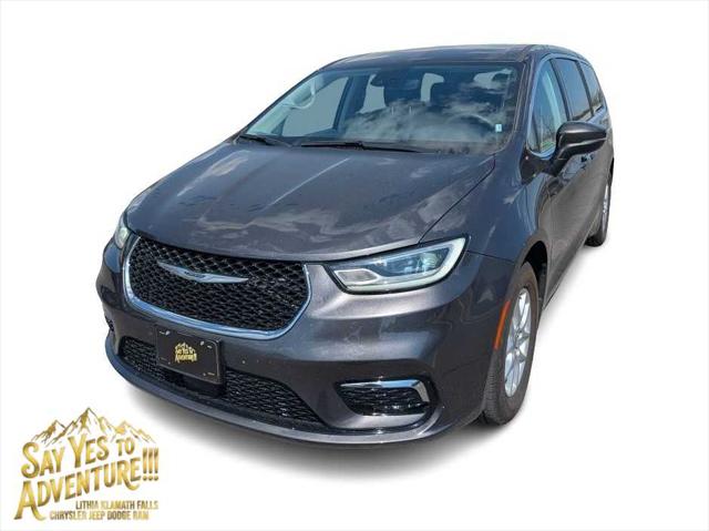 2023 Chrysler Pacifica Touring L for sale in Klamath Falls, OR