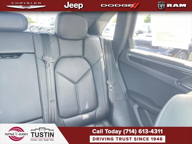 2024 Porsche Macan 4DR AWD