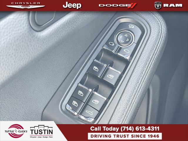 2024 Porsche Macan 4DR AWD
