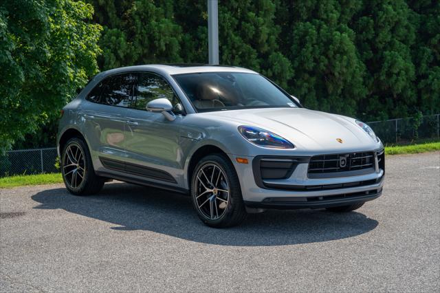 2026 Porsche Macan AWD