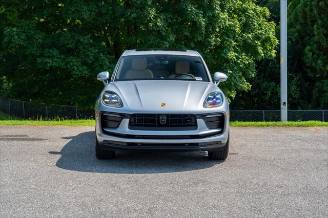 2026 Porsche Macan AWD