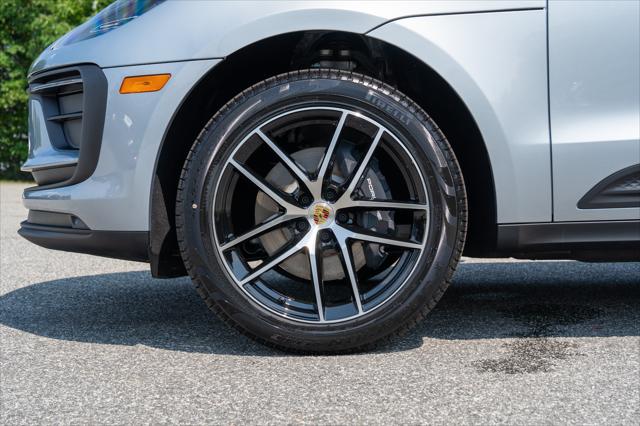 2026 Porsche Macan AWD