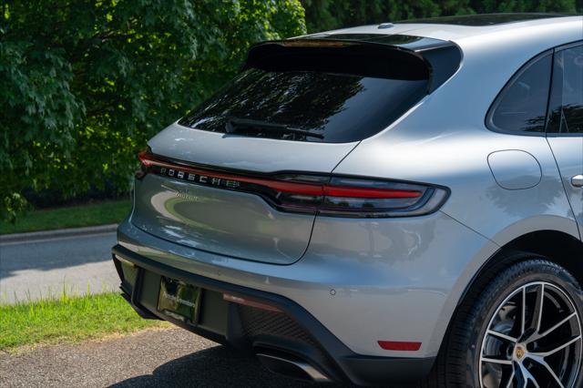 2026 Porsche Macan AWD