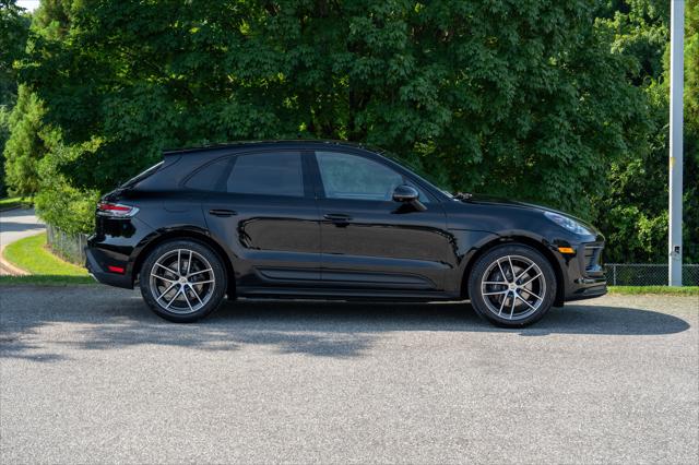 2026 Porsche Macan AWD