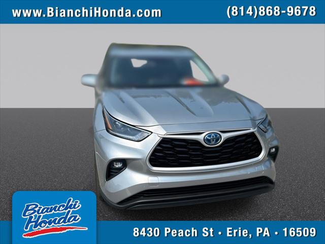 2021 Toyota Highlander Hybrid XLE for sale in Erie, PA