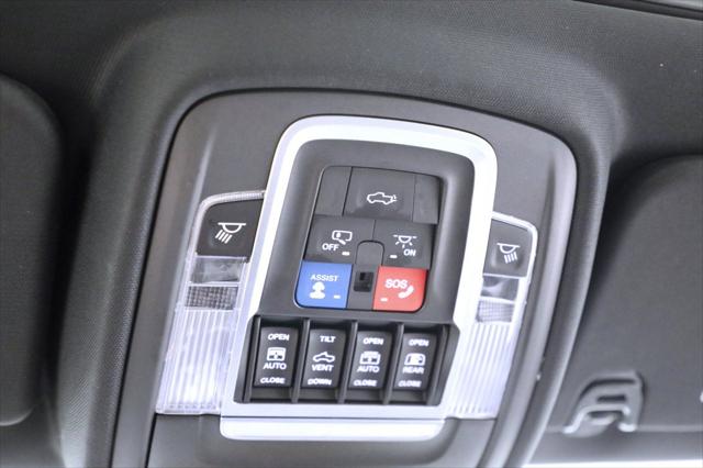 2021 Ram 1500 Laramie Crew Cab 4x4 5'7" Box