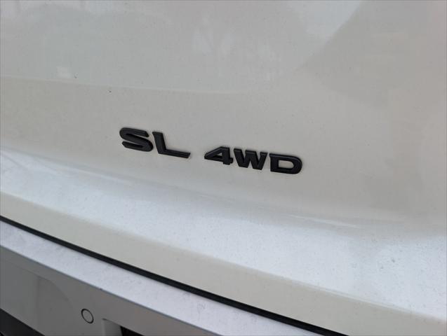 2024 Nissan Pathfinder SL 4WD
