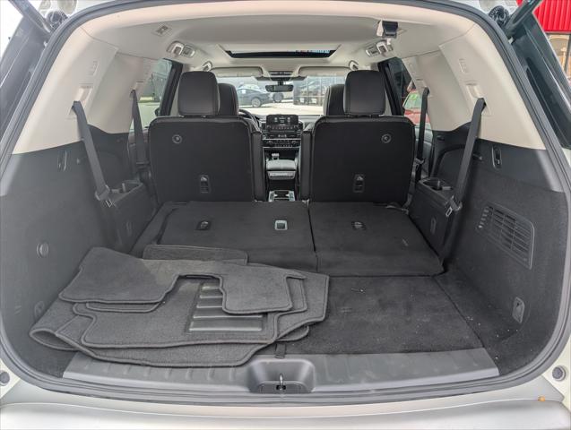 2024 Nissan Pathfinder SL 4WD