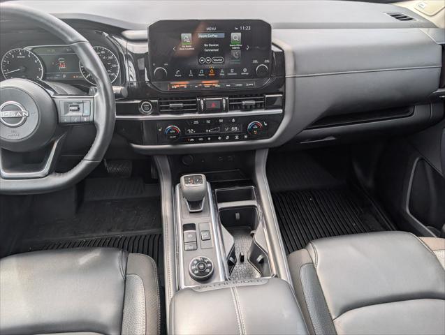 2024 Nissan Pathfinder SL 4WD