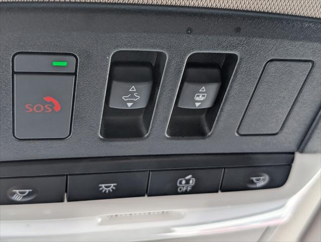 2024 Nissan Pathfinder SL 4WD