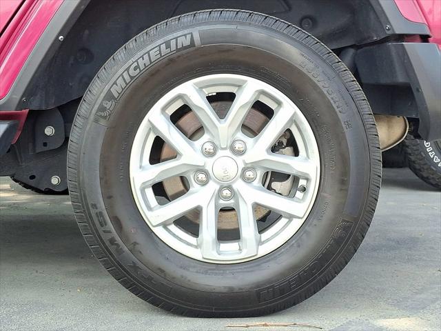 2021 Jeep Wrangler Unlimited Sahara 4x4 2021 Jeep Wrangler Unlimited Sahara 4x4