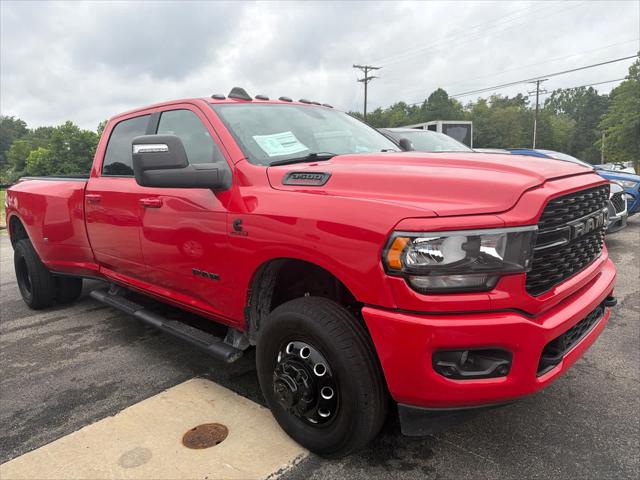 2024 RAM 3500 Big Horn Crew Cab 4x4 8 Box 2024 RAM 3500 Big Horn Crew Cab 4x4 8 Box