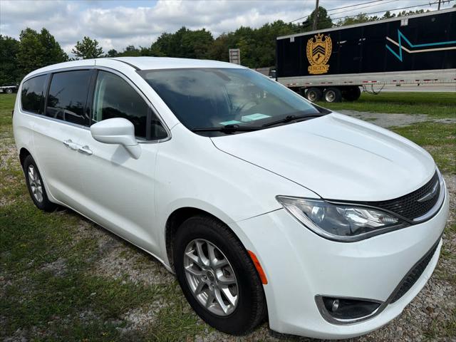 2020 Chrysler Pacifica Touring 2020 Chrysler Pacifica Touring