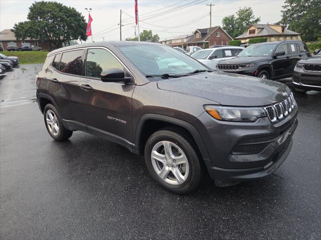2023 Jeep Compass Sport 4x4 2023 Jeep Compass Sport 4x4