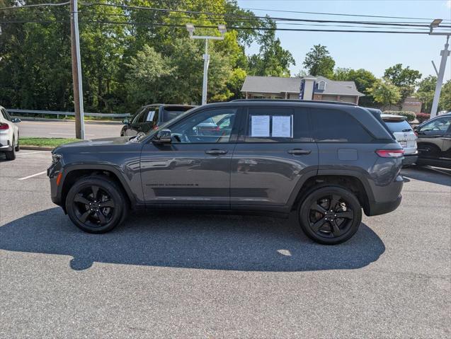 2023 Jeep Grand Cherokee Altitude 4x4 2023 Jeep Grand Cherokee Altitude 4x4