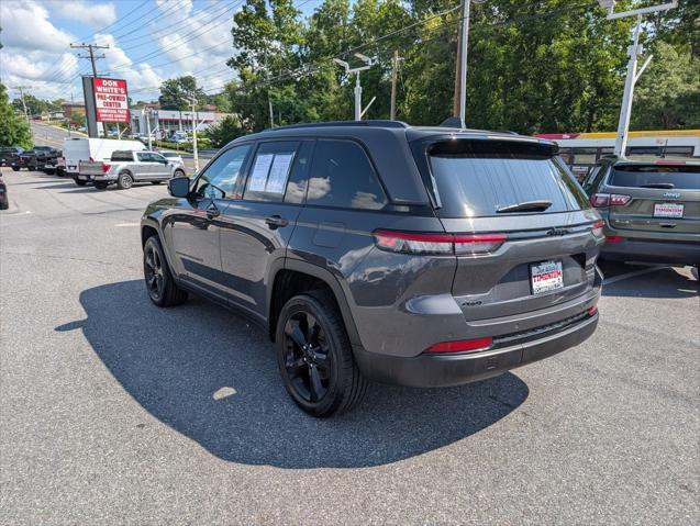 2023 Jeep Grand Cherokee Altitude 4x4 2023 Jeep Grand Cherokee Altitude 4x4