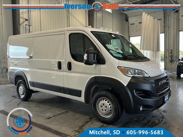 2027 RAM ProMaster Cargo Van Tradesman