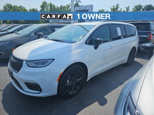 2025 Chrysler Pacifica Limited for sale in Washington, MO