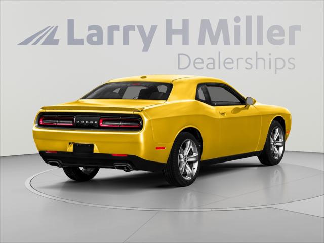 2017 Dodge Challenger SXT Plus