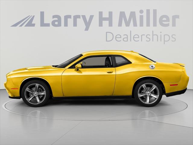 2017 Dodge Challenger SXT Plus