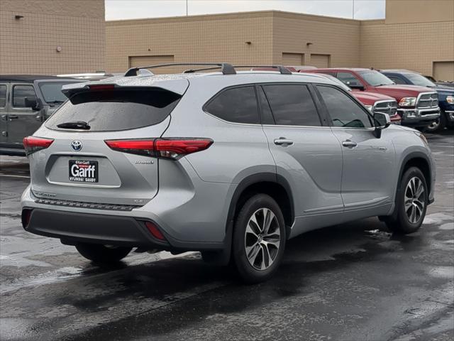 2020 Toyota Highlander Hybrid XLE
