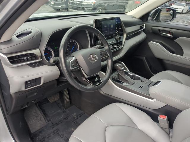 2020 Toyota Highlander Hybrid XLE