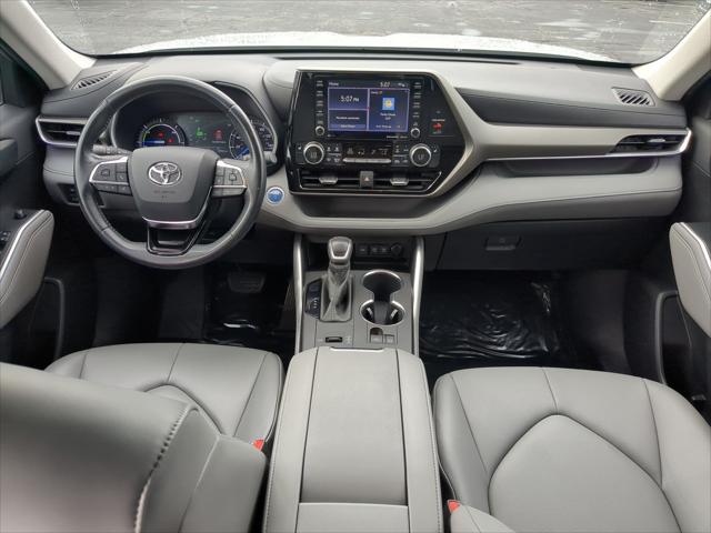 2020 Toyota Highlander Hybrid XLE