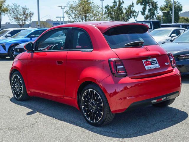 2024 Fiat 500e INSPI(RED) FWD