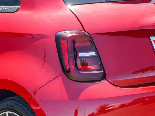 2024 Fiat 500e INSPI(RED) FWD