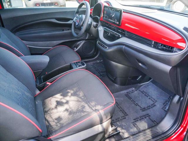 2024 Fiat 500e INSPI(RED) FWD