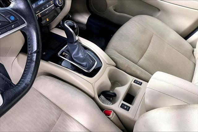 Used 2019 Nissan Rogue SV For Sale in Olive Branch, MS