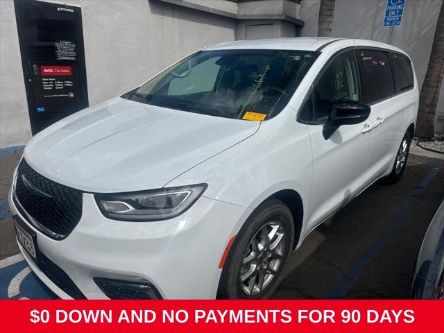 2024 Chrysler Pacifica Touring L for sale in Glendale, CA