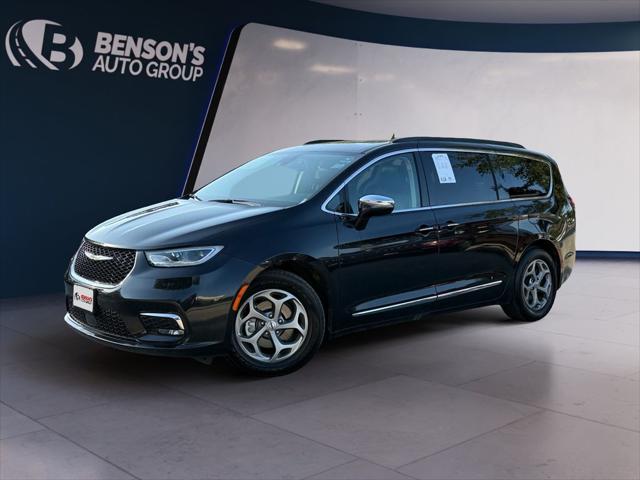 2023 Chrysler Pacifica Limited for sale in San Antonio, TX