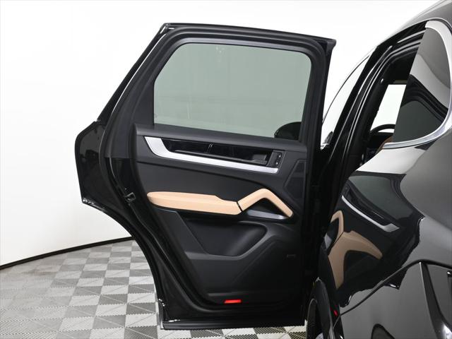 2026 Porsche Cayenne Unknown
