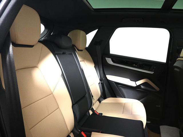 2026 Porsche Cayenne Unknown