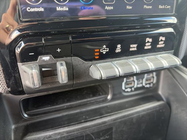 2021 Ram 1500 Limited Crew Cab 4x4 57 Box