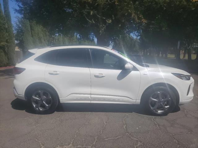 2024 Ford Escape ST-Line Select