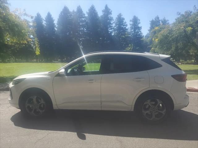 2024 Ford Escape ST-Line Select
