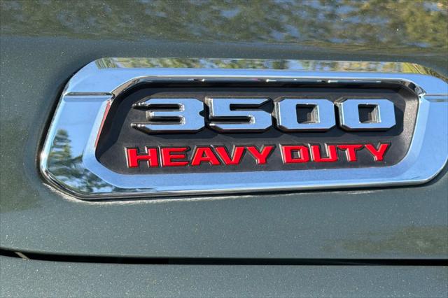 2021 Ram 3500 Laramie Crew Cab 4x4 8 Box